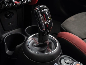 Хетчбэк MINI John Cooper Works 2019 года, 3350000 рублей, Краснодар