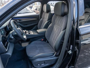 Внедорожник Geely Monjaro 2025 года, 4349000 рублей, Саратов