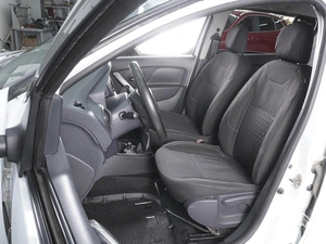 Хетчбэк Renault Sandero 2015 года, 990000 рублей, Ростов-на-Дону