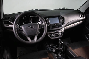 Универсал ВАЗ (LADA) Vesta 2018 года, 829000 рублей, Сургут