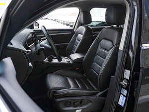 Внедорожник Volkswagen Touareg 2018 года, 5389000 рублей, Тюмень