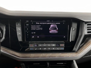 Внедорожник Volkswagen Touareg 2018 года, 4494900 рублей, Казань