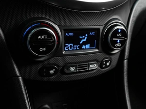 Хетчбэк Hyundai Solaris 2014 года, 933000 рублей, Воронеж