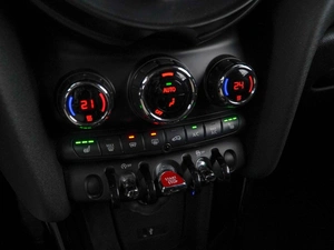 Хетчбэк MINI Cooper 2018 года, 1298077 рублей, Москва