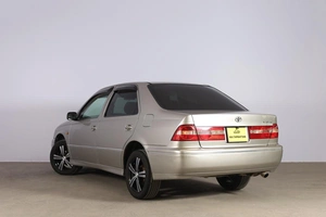 Седан Toyota Vista 2001 года, 579000 рублей, Новосибирск