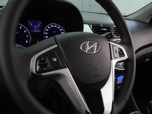 Седан Hyundai Solaris 2011 года, 699000 рублей, Воронеж
