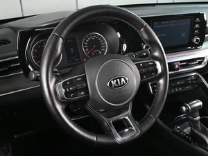 Седан Kia K5 2020 года, 2419000 рублей, Аксай