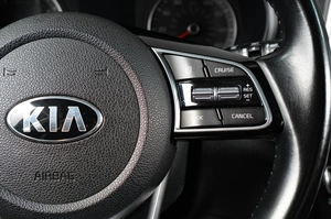 Седан Kia Optima 2019 года, 1879000 рублей, Тюмень