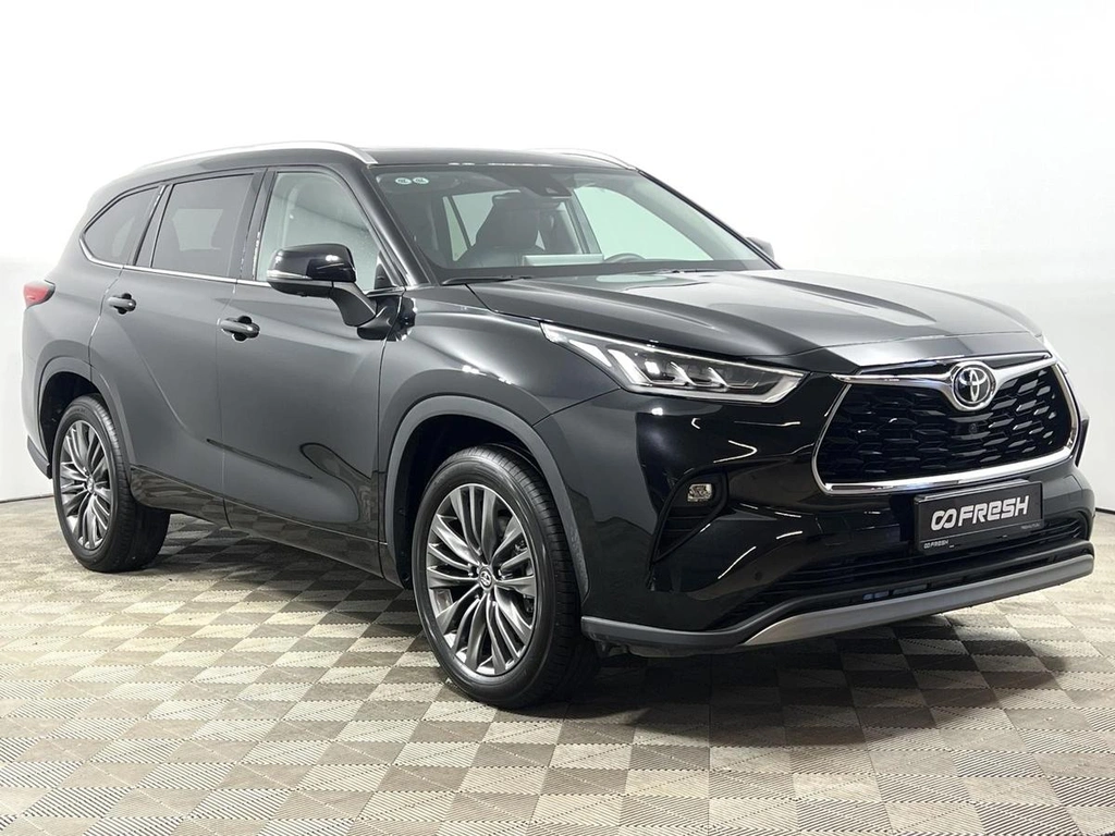 Внедорожник Toyota Highlander 2026 года, 5158900 рублей, Казань