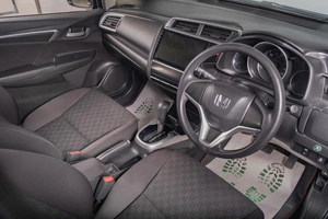 Хетчбэк Honda Fit 2013 года, 1169000 рублей, Томск