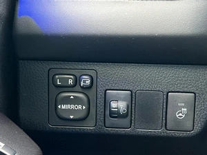 Внедорожник Toyota RAV4 2016 года, 2449000 рублей, Ижевск