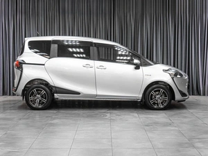 Минивэн Toyota Sienta 2018 года, 1249000 рублей, Тюмень