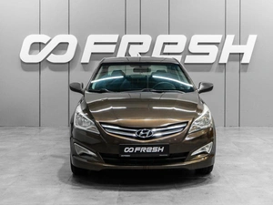 Седан Hyundai Solaris 2015 года, 900000 рублей, Тюмень