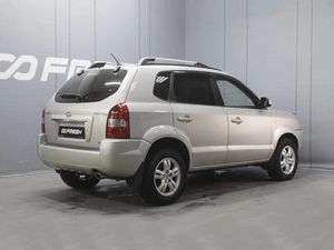 Внедорожник Hyundai Tucson 2008 года, 820000 рублей, Омск