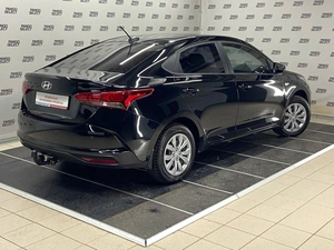 Седан Hyundai Solaris 2021 года, 1580000 рублей, Красноярск