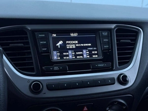 Седан Hyundai Solaris 2018 года, 999000 рублей, Ижевск