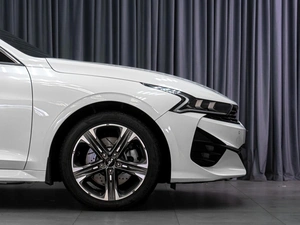 Седан Kia K5 2022 года, 2689000 рублей, Тюмень