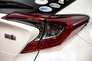 Внедорожник Toyota C-HR 2019 года, 1899000 рублей, Барнаул