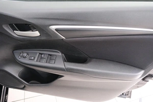 Хетчбэк Honda Fit 2016 года, 1049000 рублей, Красноярск