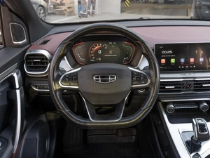 Внедорожник Geely Coolray 2022 года, 1549000 рублей, Саратов
