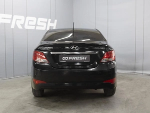 Седан Hyundai Solaris 2015 года, 1080000 рублей, Омск