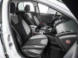 Универсал Ford Focus 2012 года, 1080000 рублей, Воронеж