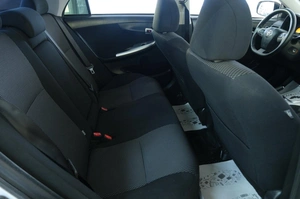 Седан Toyota Corolla 2011 года, 1119000 рублей, Омск
