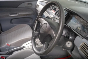 Седан Mitsubishi Lancer 2004 года, 349000 рублей, Томск