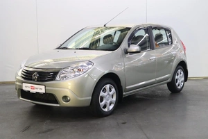 Хэтчбек Renault Sandero 2014 года, 1100000 рублей, Брянск