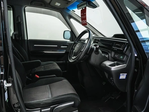 Минивэн Honda Stepwgn Spada 2016 года, 1650000 рублей, Красноярск