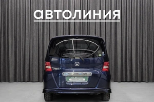 Минивэн Honda Freed 2010 года, 880000 рублей, Красноярск