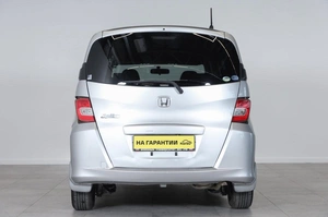 Минивэн Honda Freed 2010 года, 1049000 рублей, Новосибирск