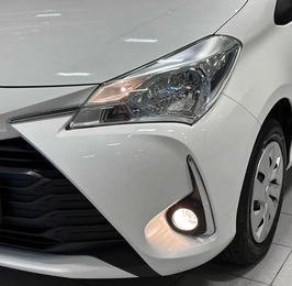 Хетчбэк Toyota Vitz 2017 года, 1087000 рублей, Красноярск