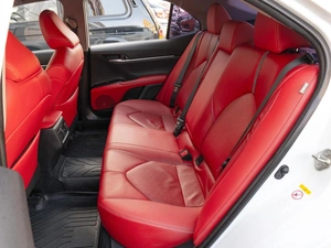 Седан Toyota Camry 2018 года, 2499000 рублей, Саратов