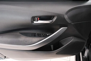 Седан Toyota Corolla 2019 года, 1899000 рублей, Красноярск