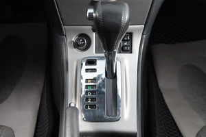 Хетчбэк Toyota Corolla 2006 года, 689000 рублей, Новосибирск