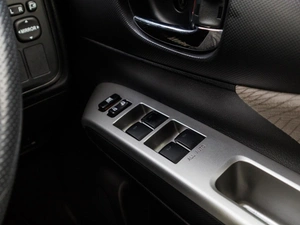 Минивэн Toyota Wish 2010 года, 1599000 рублей, Большой Сочи