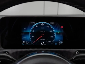 Седан Mercedes-benz CLA-класс 2021 года, 2555000 рублей, Тюмень
