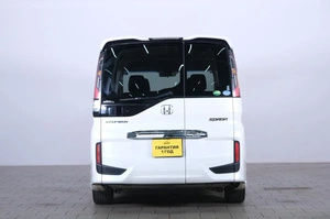 Минивэн Honda Stepwgn Spada 2015 года, 1889000 рублей, Омск
