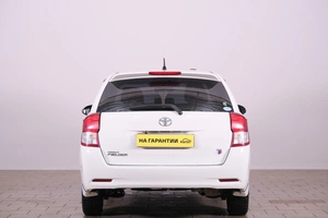 Универсал Toyota Corolla Fielder 2012 года, 1099000 рублей, Омск