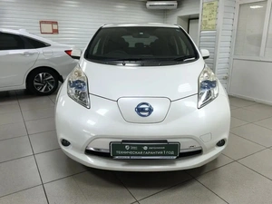 Хетчбэк Nissan Leaf 2013 года, 749000 рублей, Ачинск