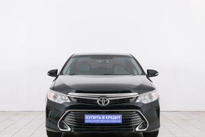 Седан Toyota Camry 2015 года, 1999000 рублей, Красноярск