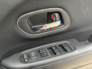 Внедорожник Honda Vezel 2014 года, 1429000 рублей, Красноярск