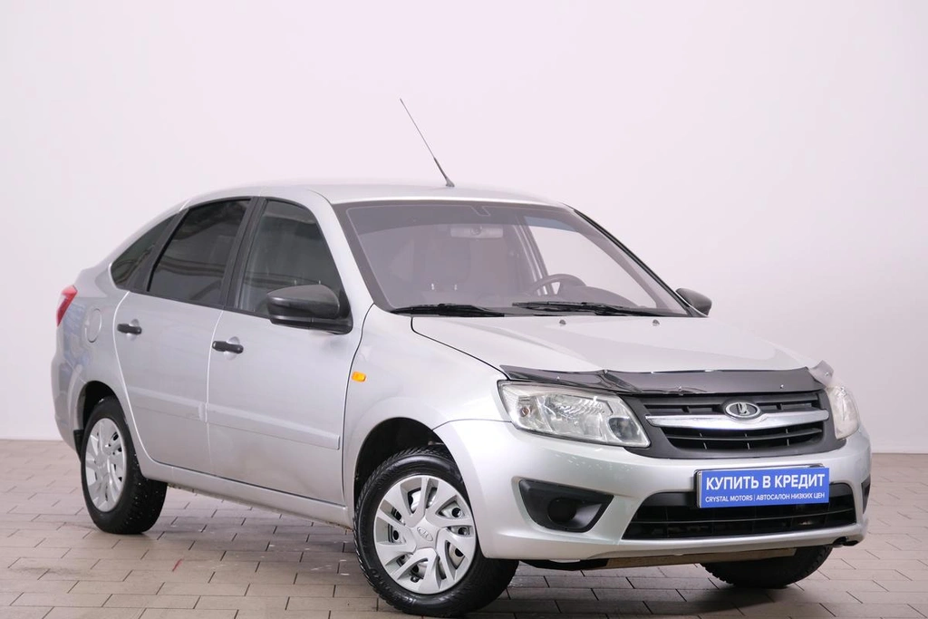 Лифтбек ВАЗ (LADA) Granta 2016 года, 399000 рублей, Омск