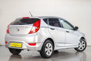 Хетчбэк Hyundai Solaris 2013 года, 639000 рублей, Челябинск