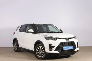 Внедорожник Toyota Raize 2020 года, 1699000 рублей, Новосибирск