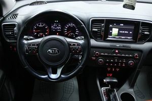 Внедорожник Kia Sportage 2016 года, 1783000 рублей, Солонцы