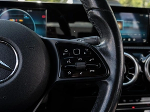 Седан Mercedes-benz A-класс 2019 года, 2420000 рублей, Краснодар
