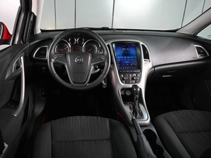 Хетчбэк Opel Astra 2012 года, 799000 рублей, Аксай