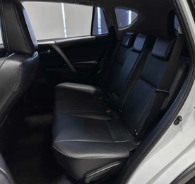 Внедорожник Toyota RAV4 2017 года, 2597000 рублей, Красноярск